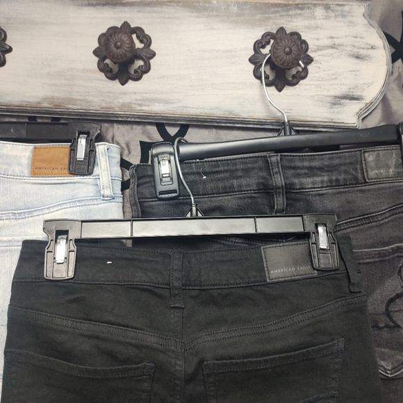 Three Pairs Size 4 Stretch Hi Rise Jegging American Eagle Distressed Jeans! - Picture 9 of 13